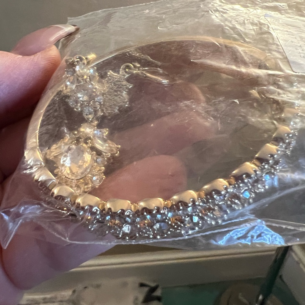 Elegant Gold and Silver Bracelet